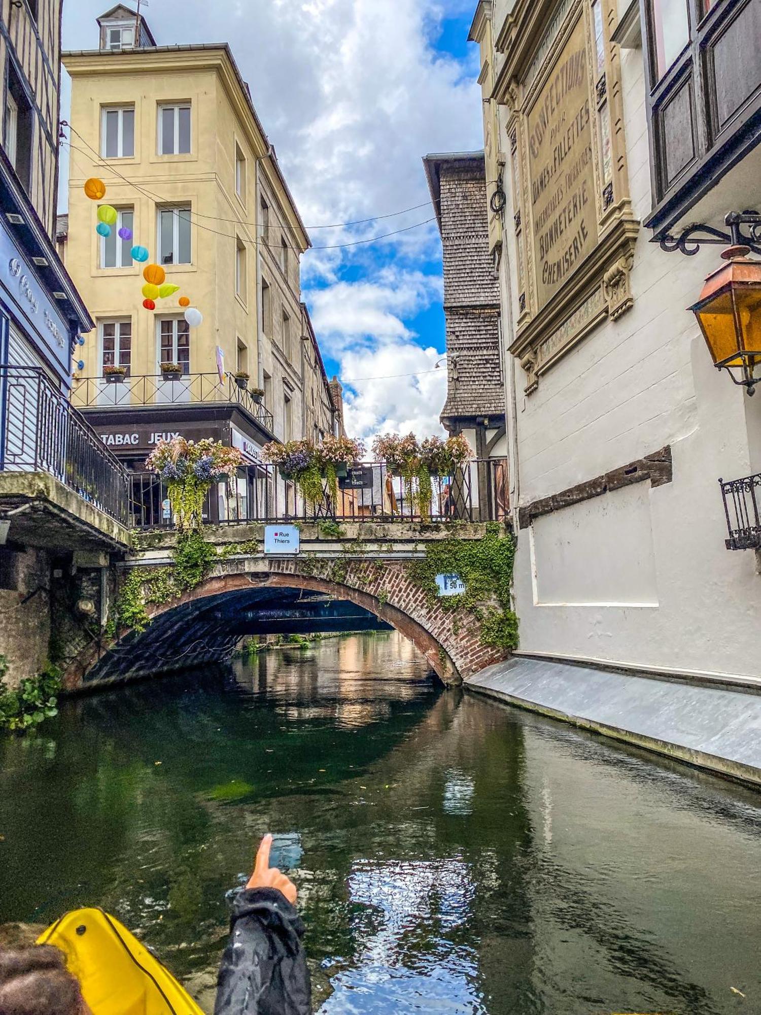 Ulysse By Kleidos - Charmant T2 Dans Le Centre De Pont-Audemer Exterior photo